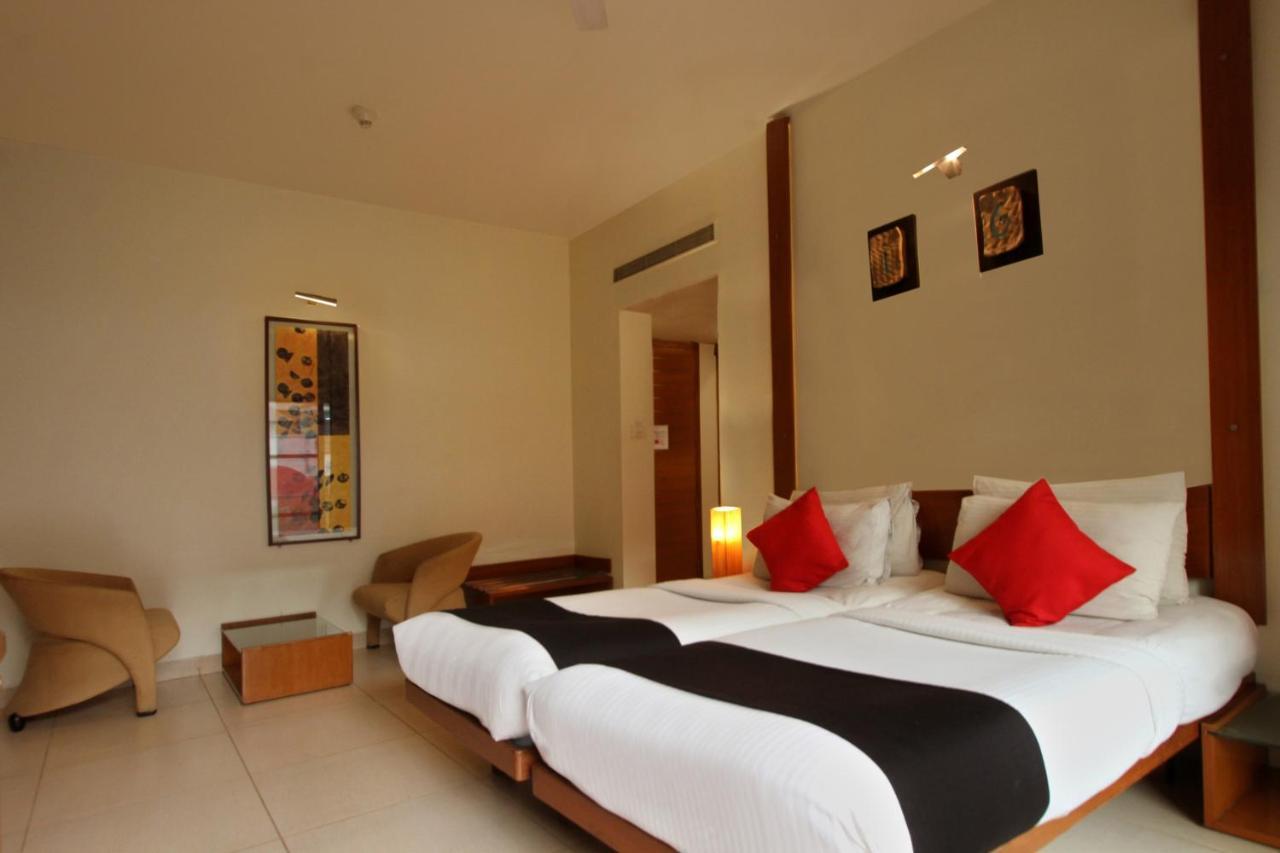 Capital O 16165 Cartier Hotel บังกาลอร์ ภายนอก รูปภาพ