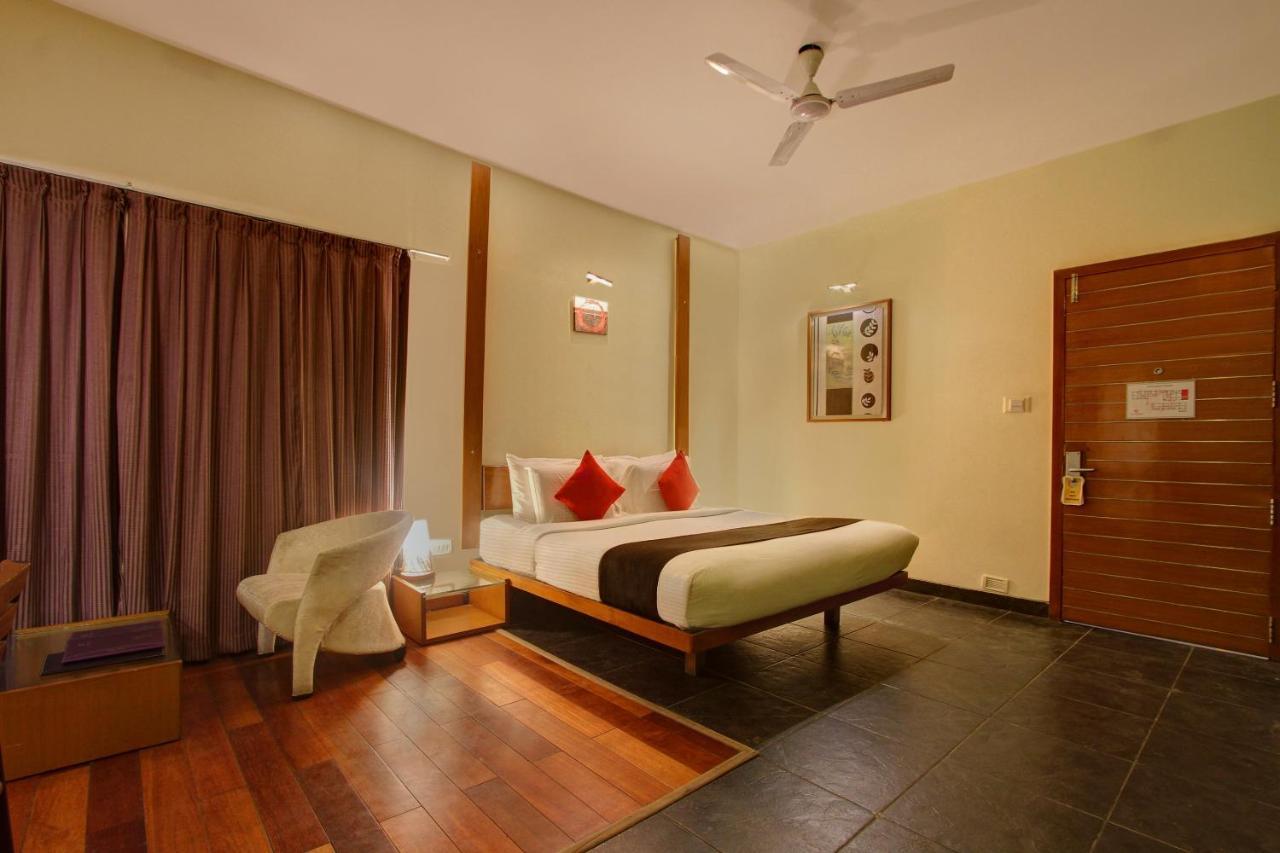 Capital O 16165 Cartier Hotel บังกาลอร์ ภายนอก รูปภาพ