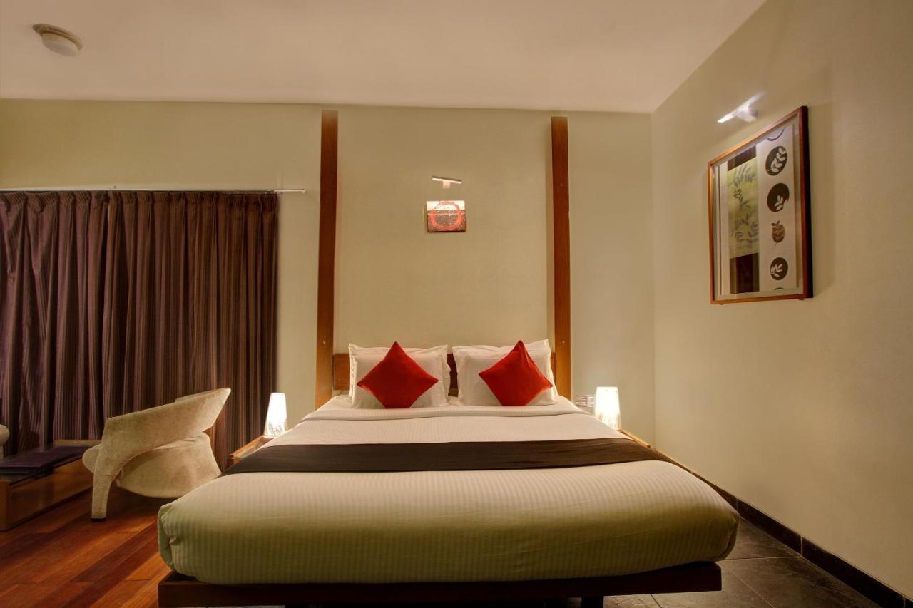 Capital O 16165 Cartier Hotel บังกาลอร์ ภายนอก รูปภาพ